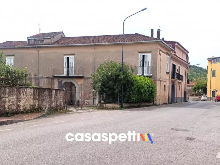 Immagine 3 di Casa indipendente in vendita  in Via Domenico Cirillo a Baronissi