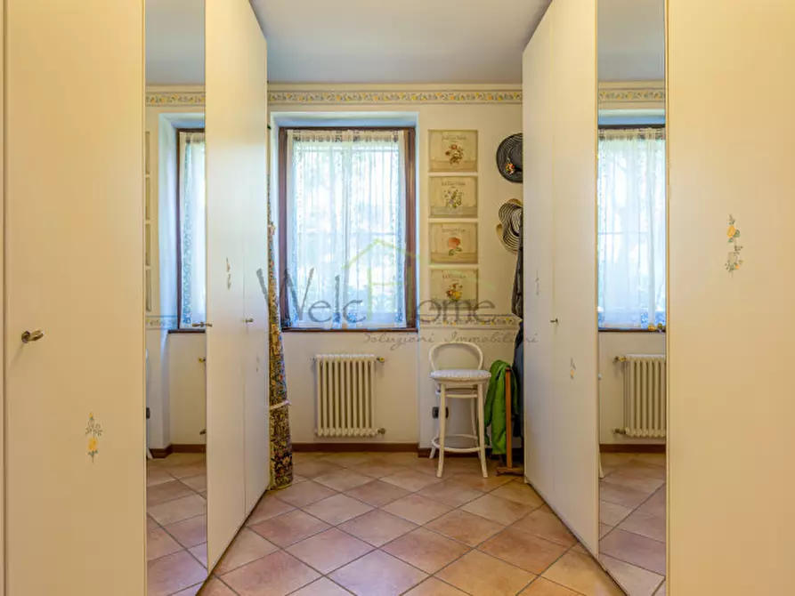 Immagine 22 di Villa in vendita  a Montorfano