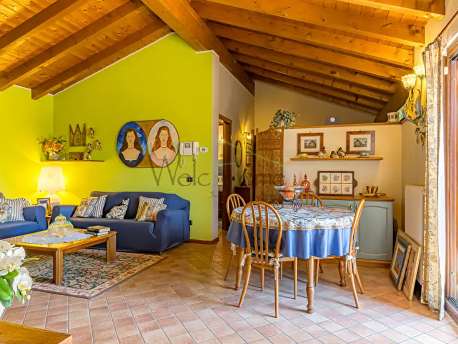 Immagine 29 di Villa in vendita  a Montorfano