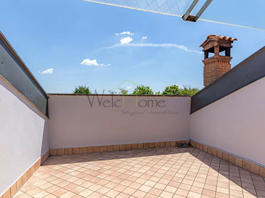 Immagine 33 di Villa in vendita  a Montorfano