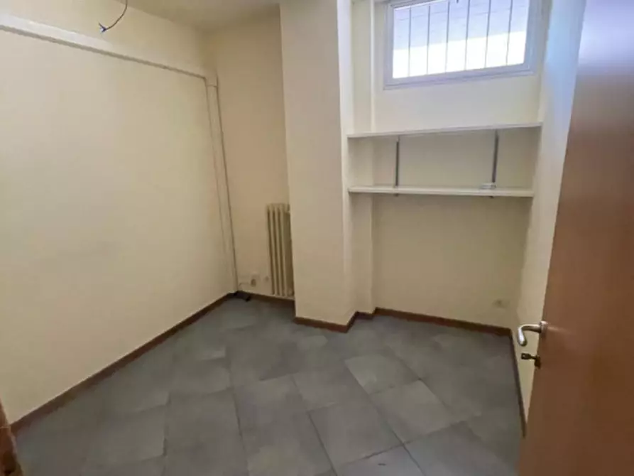 Immagine 2 di Ufficio in affitto  in VIA BARACCA a Firenze