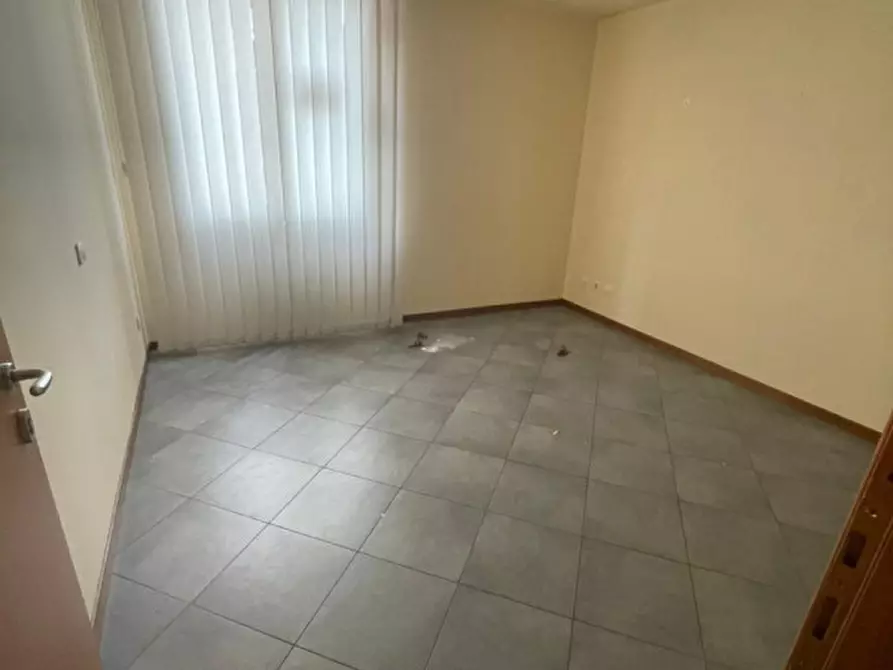 Immagine 3 di Ufficio in affitto  in VIA BARACCA a Firenze