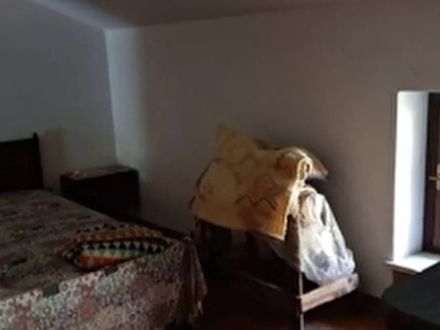 Immagine 9 di Palazzo in vendita  in LOCALITÀ MOIE a Caprino Veronese