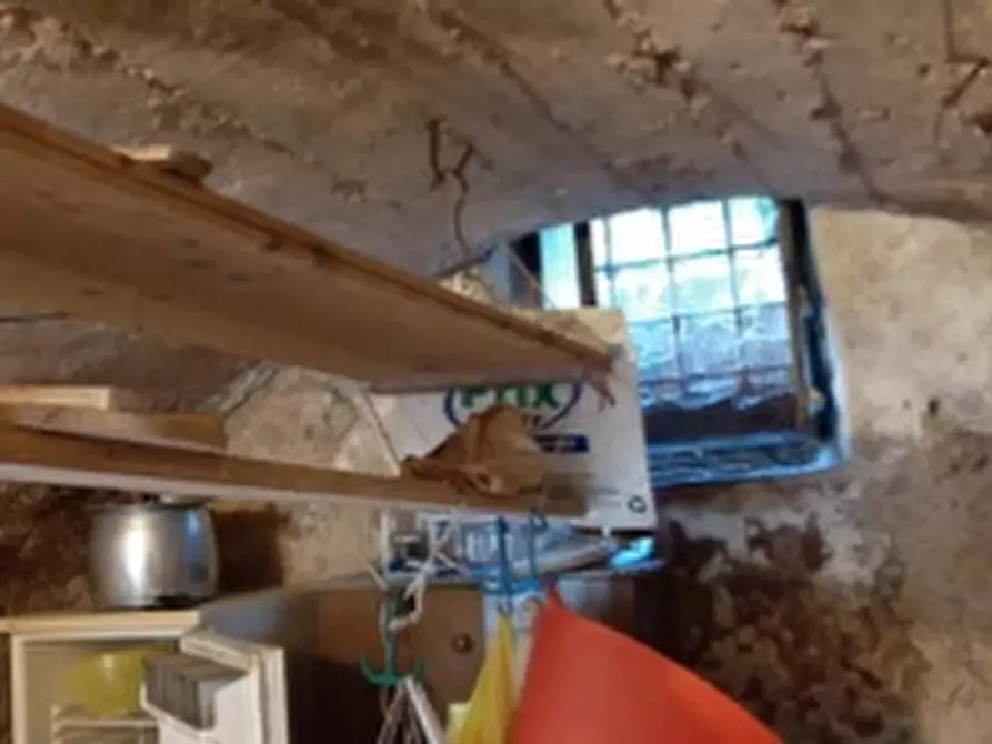 Immagine 13 di Palazzo in vendita  in LOCALITÀ MOIE a Caprino Veronese