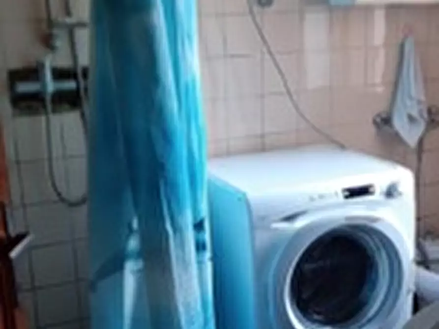 Immagine 15 di Palazzo in vendita  in LOCALITÀ MOIE a Caprino Veronese