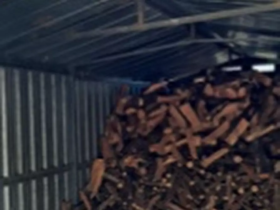 Immagine 20 di Palazzo in vendita  in LOCALITÀ MOIE a Caprino Veronese