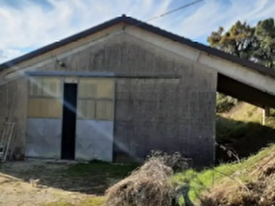 Immagine 24 di Palazzo in vendita  in LOCALITÀ MOIE a Caprino Veronese