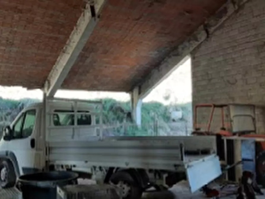 Immagine 27 di Palazzo in vendita  in LOCALITÀ MOIE a Caprino Veronese