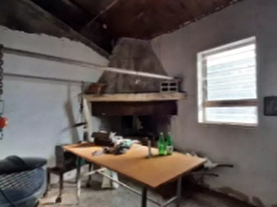 Immagine 28 di Palazzo in vendita  in LOCALITÀ MOIE a Caprino Veronese