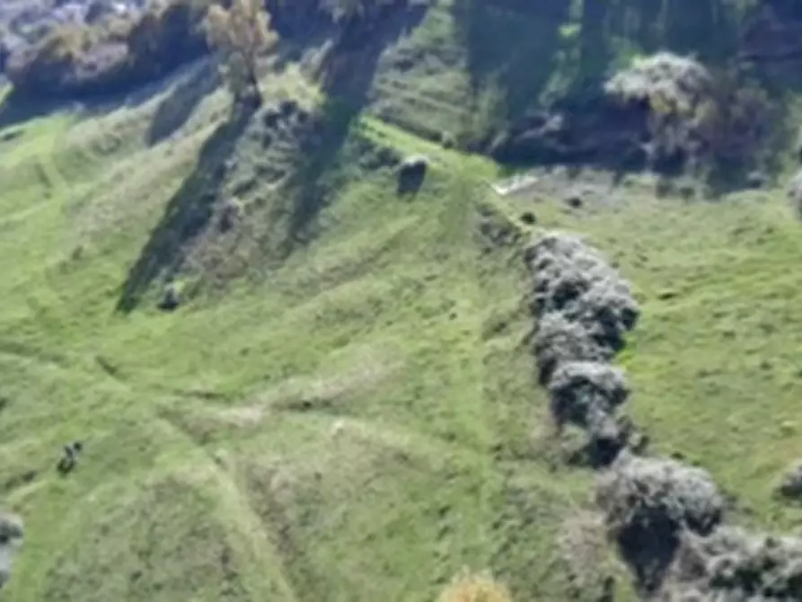 Immagine 35 di Palazzo in vendita  in LOCALITÀ MOIE a Caprino Veronese