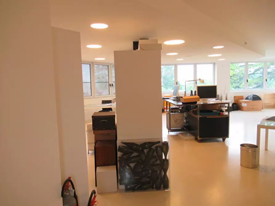 Immagine 19 di Ufficio in affitto  in via fonderia a Treviso