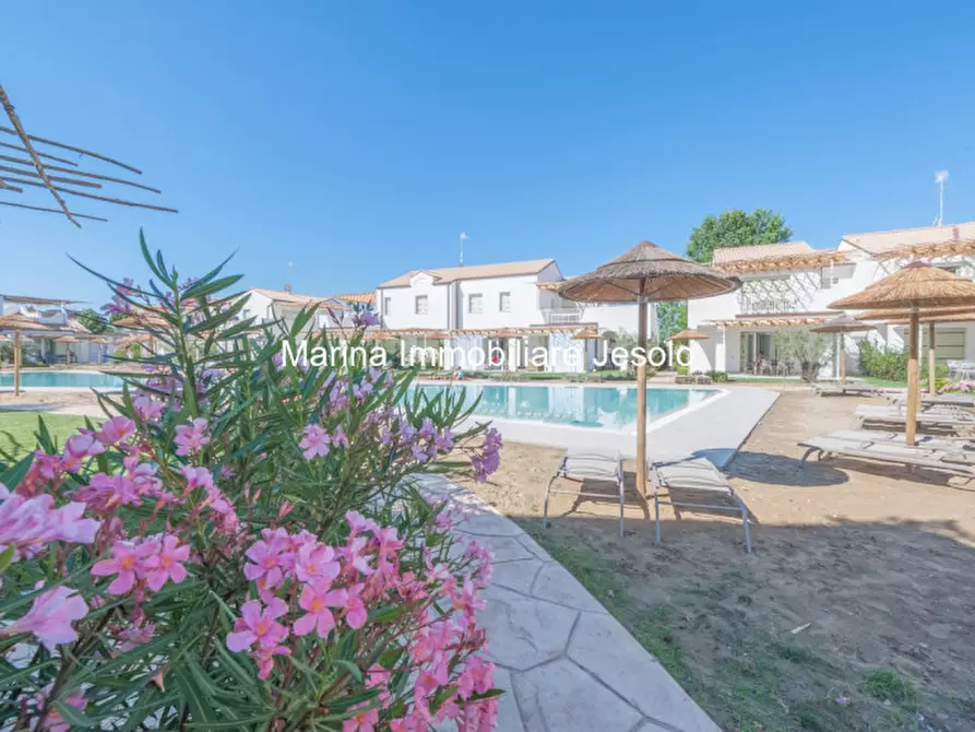 Immagine 1 di Appartamento in vendita  in VIALE ARNO a Jesolo