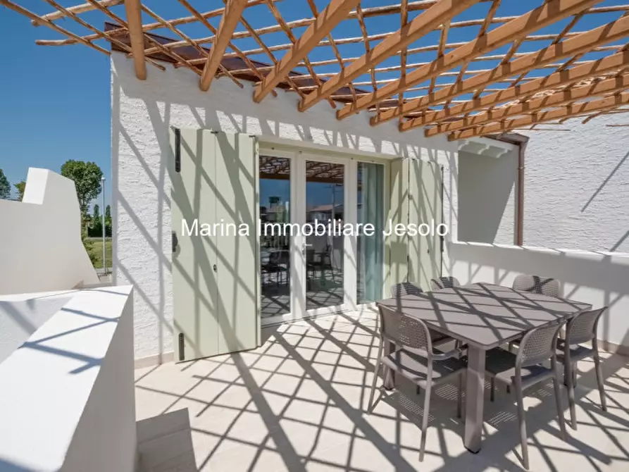 Immagine 2 di Appartamento in vendita  in VIALE ARNO a Jesolo