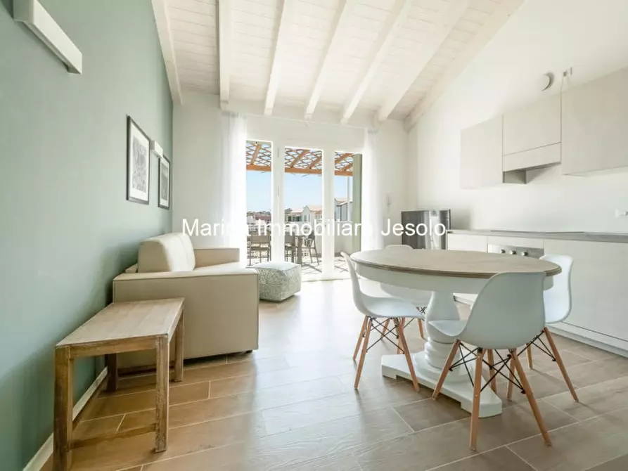 Immagine 4 di Appartamento in vendita  in VIALE ARNO a Jesolo