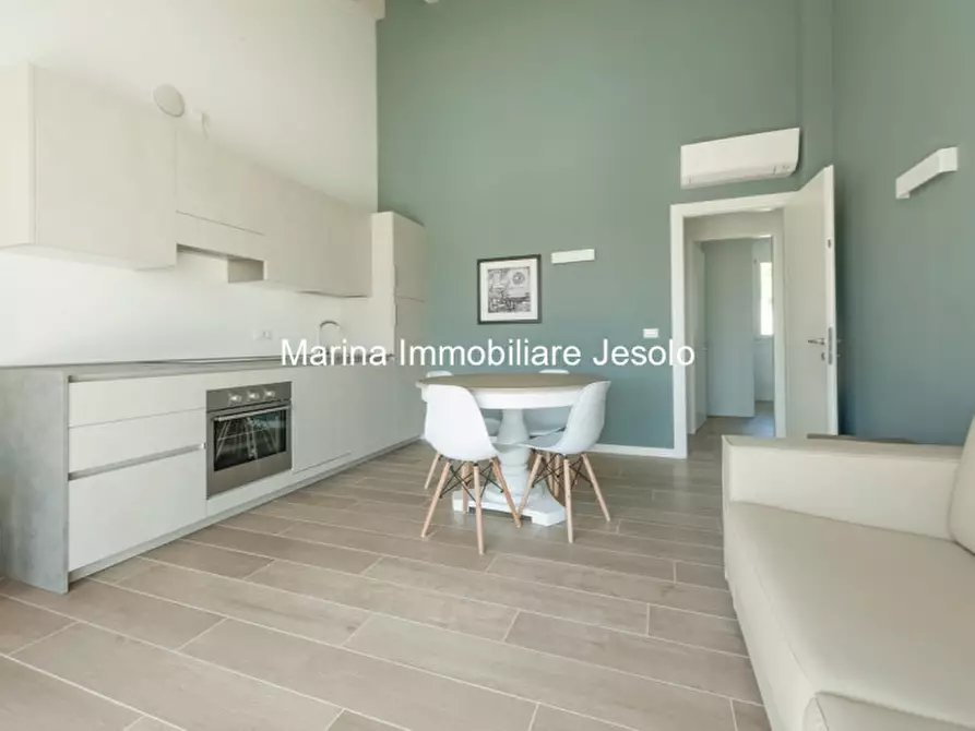 Immagine 9 di Appartamento in vendita  in VIALE ARNO a Jesolo