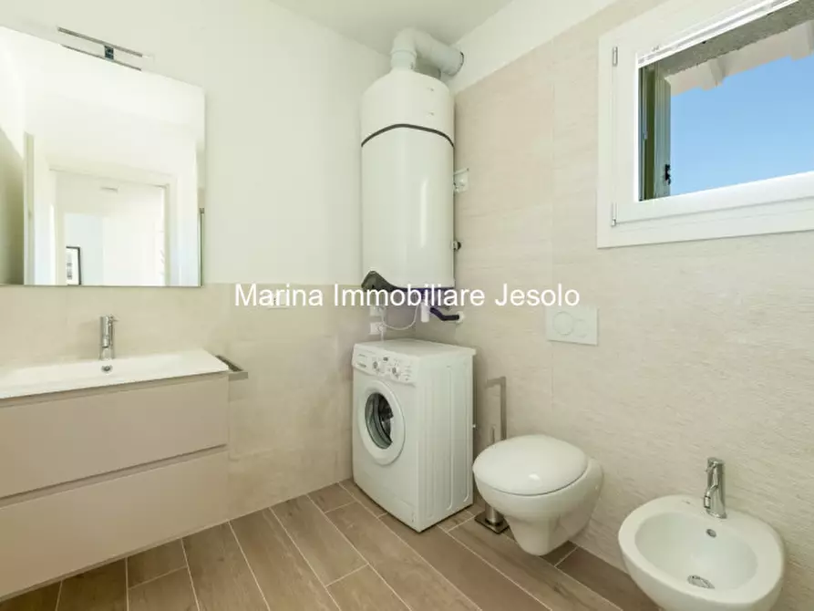 Immagine 16 di Appartamento in vendita  in VIALE ARNO a Jesolo