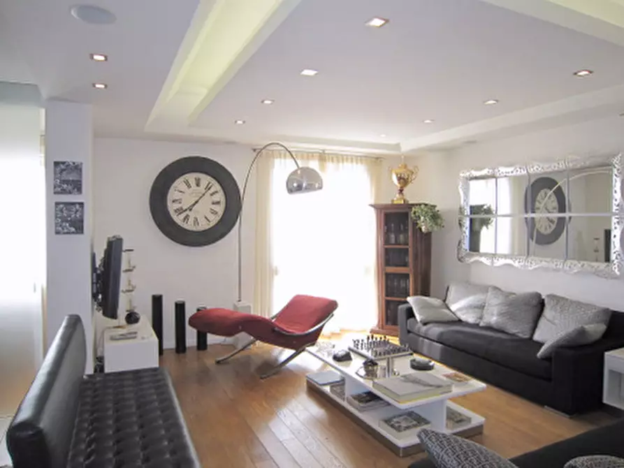 Immagine 2 di Appartamento in affitto  in Viale Alessandro Tassoni a Modena