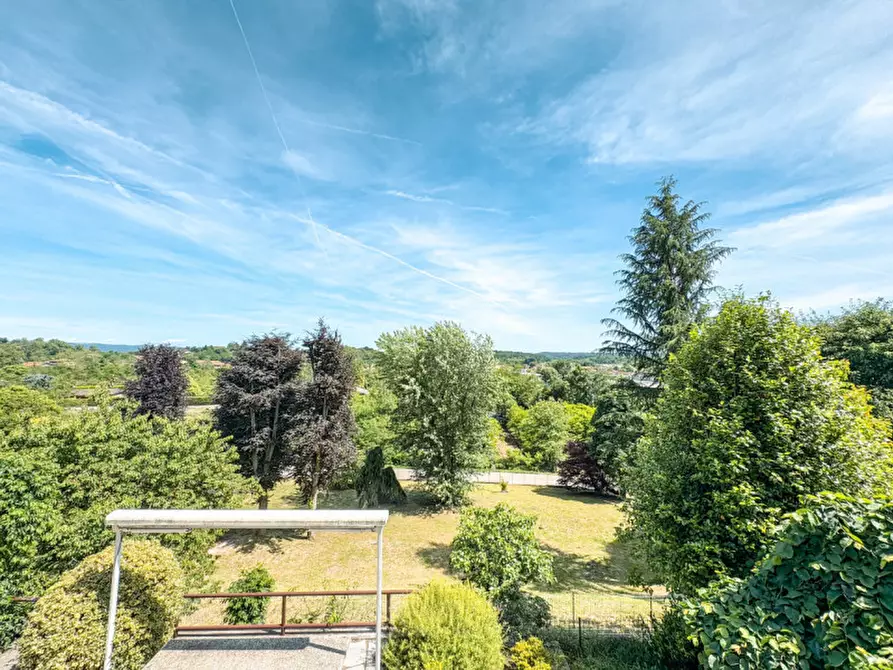 Immagine 11 di Villa in vendita  in via verbano 8 a Paruzzaro