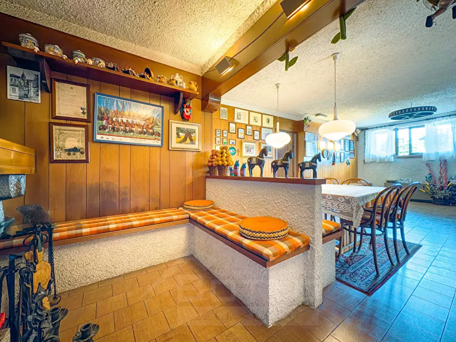 Immagine 29 di Villa in vendita  in via verbano 8 a Paruzzaro