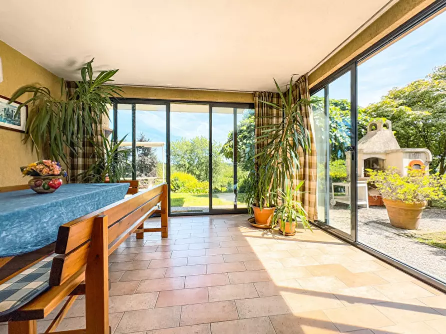 Immagine 33 di Villa in vendita  in via verbano 8 a Paruzzaro