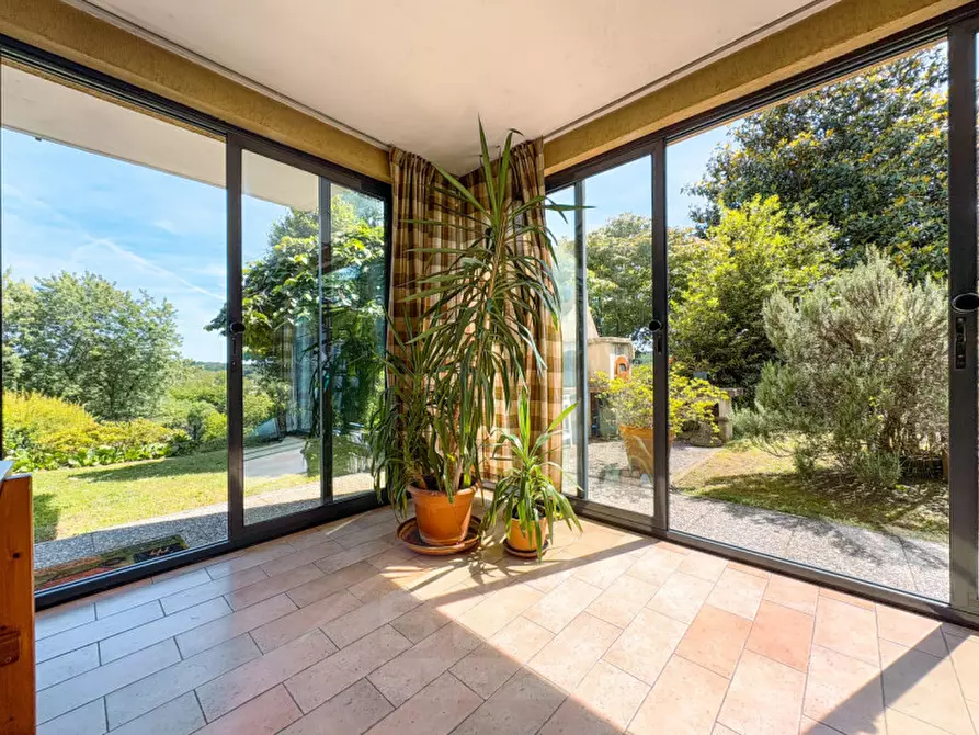 Immagine 34 di Villa in vendita  in via verbano 8 a Paruzzaro