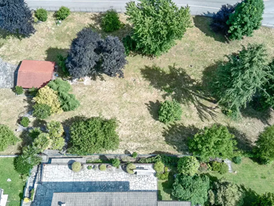 Immagine 58 di Villa in vendita  in via verbano 8 a Paruzzaro