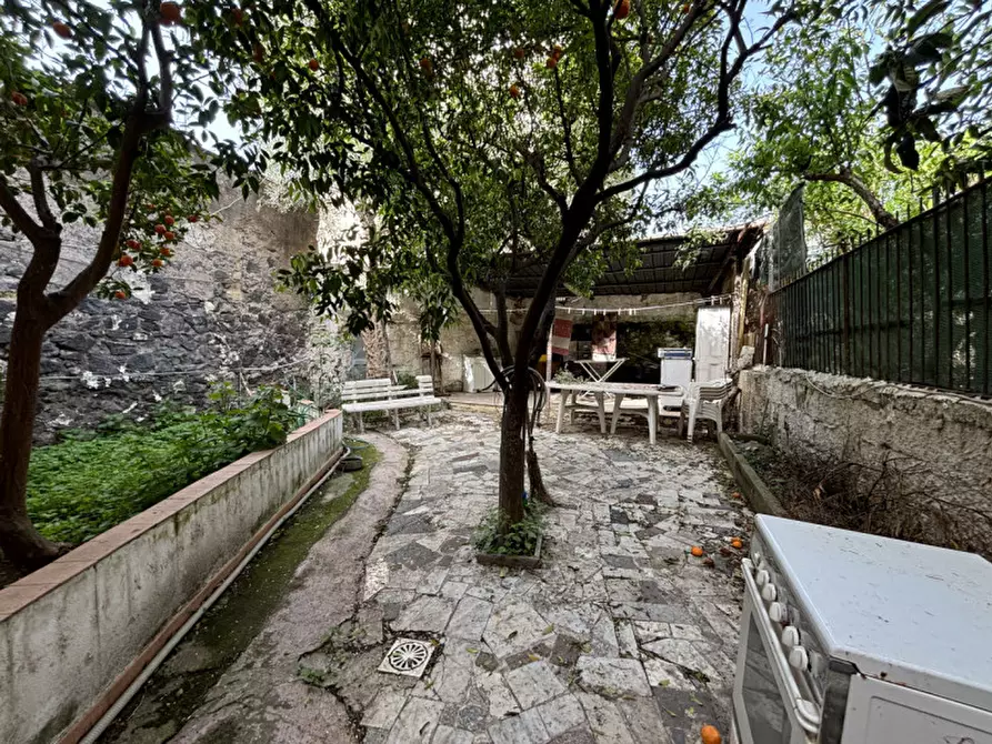 Immagine 6 di Appartamento in vendita  in VIA MORTELLE N°10 a Torre Del Greco