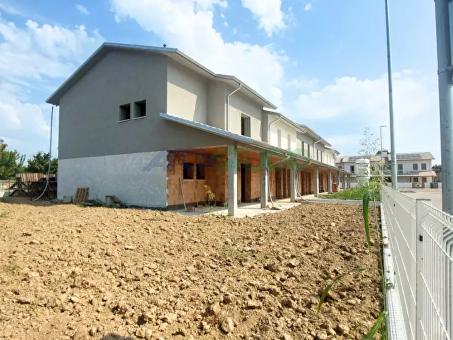 Immagine 27 di Villetta a schiera in vendita  in Via Fabio Filzi a Quinto Vicentino