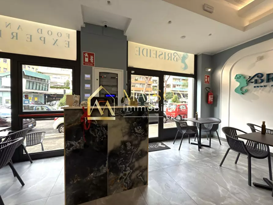 Immagine 9 di Attività commerciale in vendita  in Piazzale delle Medaglie d'Oro a Roma