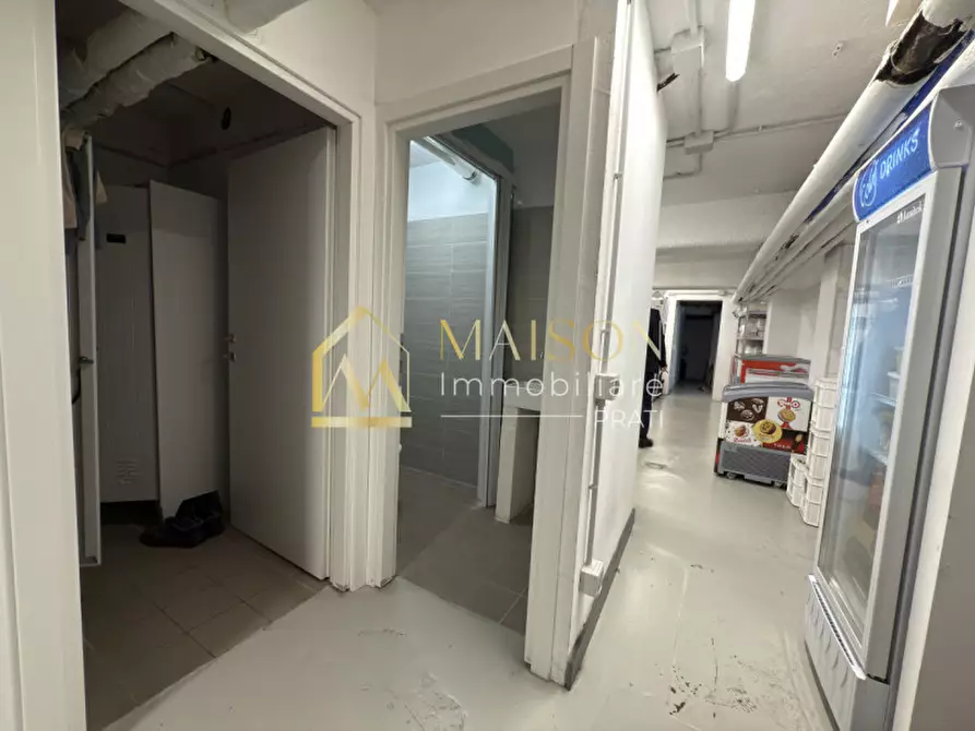 Immagine 17 di Attività commerciale in vendita  in Piazzale delle Medaglie d'Oro a Roma