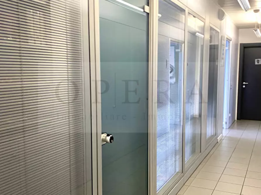 Immagine 8 di Ufficio in vendita  in Via Luigi Galvani - Luigi-Galvani-Straße a Bolzano