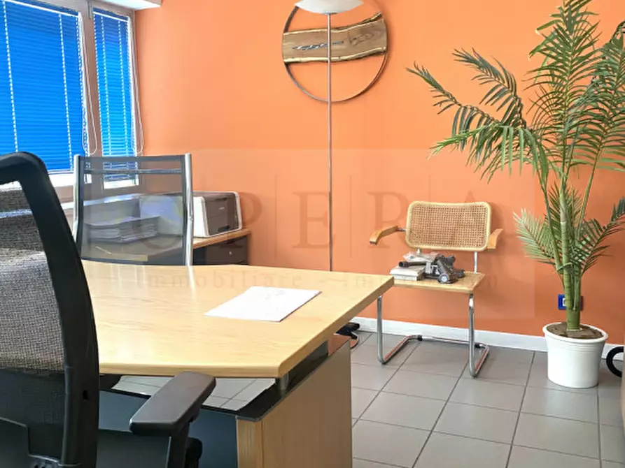 Immagine 9 di Ufficio in vendita  in Via Luigi Galvani - Luigi-Galvani-Straße a Bolzano