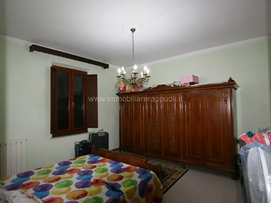 Immagine 9 di Casa indipendente in vendita  a Sinalunga