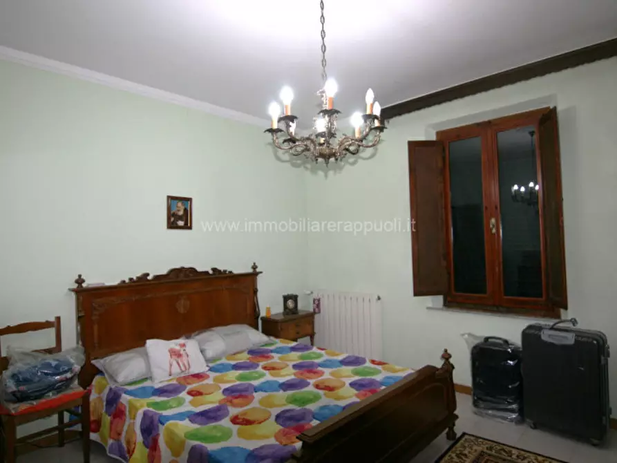 Immagine 10 di Casa indipendente in vendita  a Sinalunga