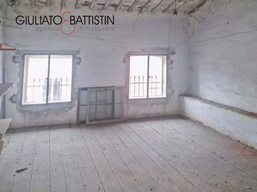 Immagine 2 di Palazzo in vendita  in Isola Vicentina - Centro a Isola Vicentina