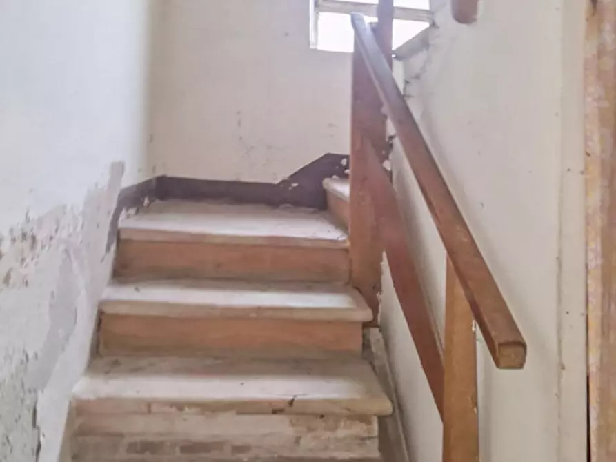 Immagine 10 di Palazzo in vendita  in Isola Vicentina - Centro a Isola Vicentina