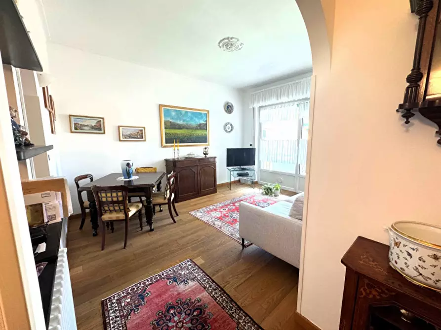 Immagine 1 di Appartamento in vendita  in Corso Giacomo Matteotti a Santa Margherita Ligure