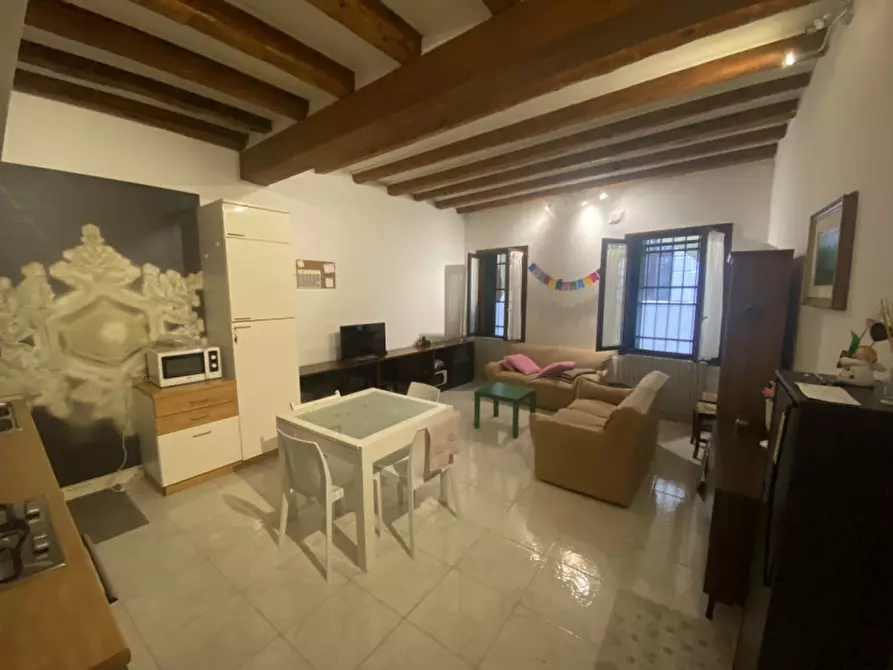 Immagine 1 di Appartamento in vendita  in Via Marsala a Padova