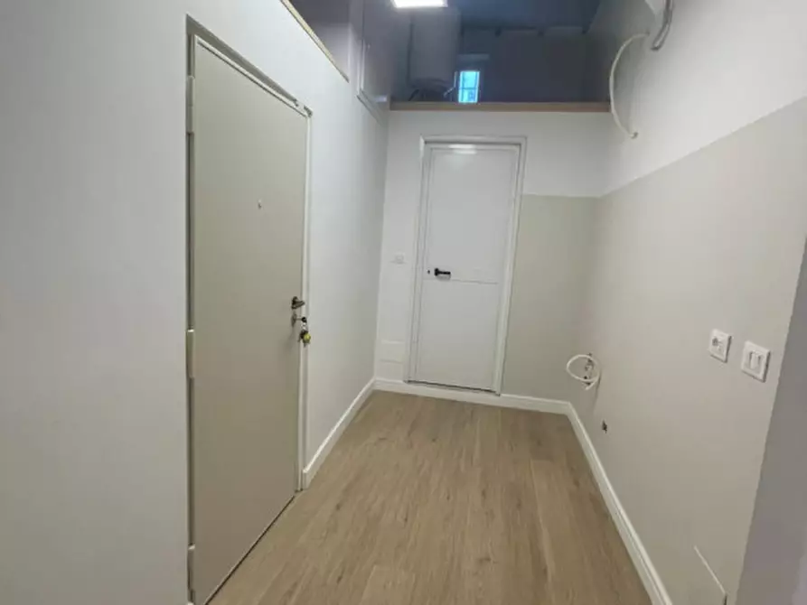 Immagine 3 di Ufficio in affitto  in VIA DEL PONTE ALLE MOSSE a Firenze