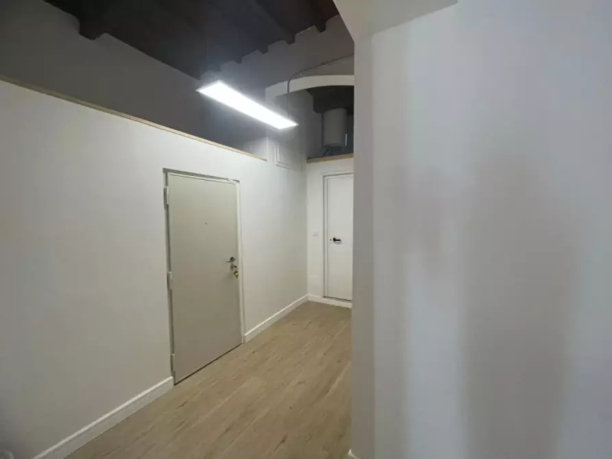 Immagine 5 di Ufficio in affitto  in VIA DEL PONTE ALLE MOSSE a Firenze