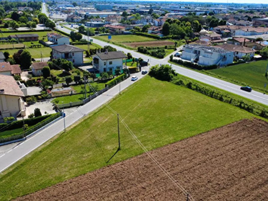 Immagine 6 di Terreno in vendita  in Via Loreggia di Salvarosa a Castelfranco Veneto