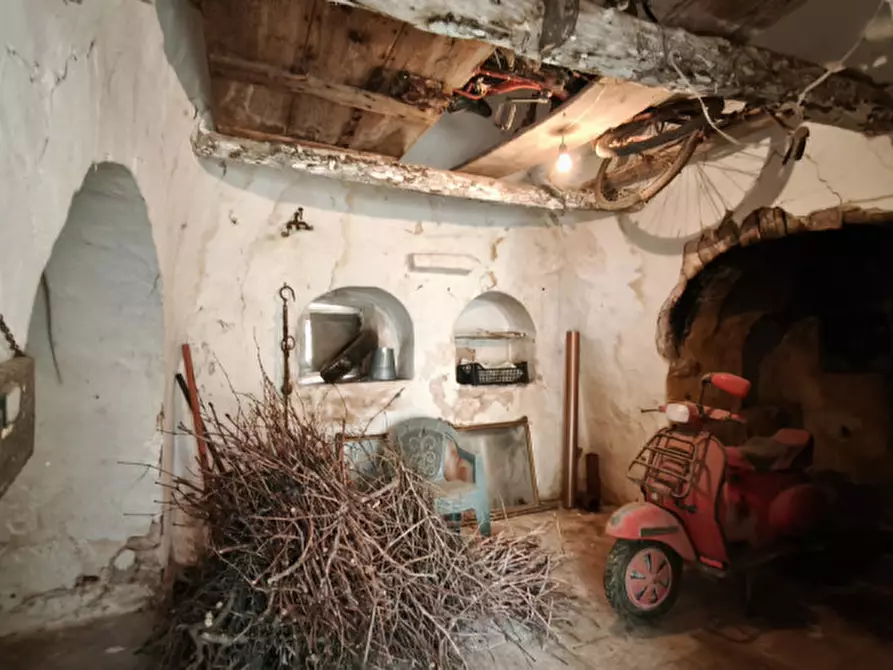 Immagine 15 di Rustico / casale in vendita  a Alberobello