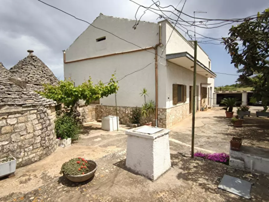 Immagine 22 di Rustico / casale in vendita  a Alberobello
