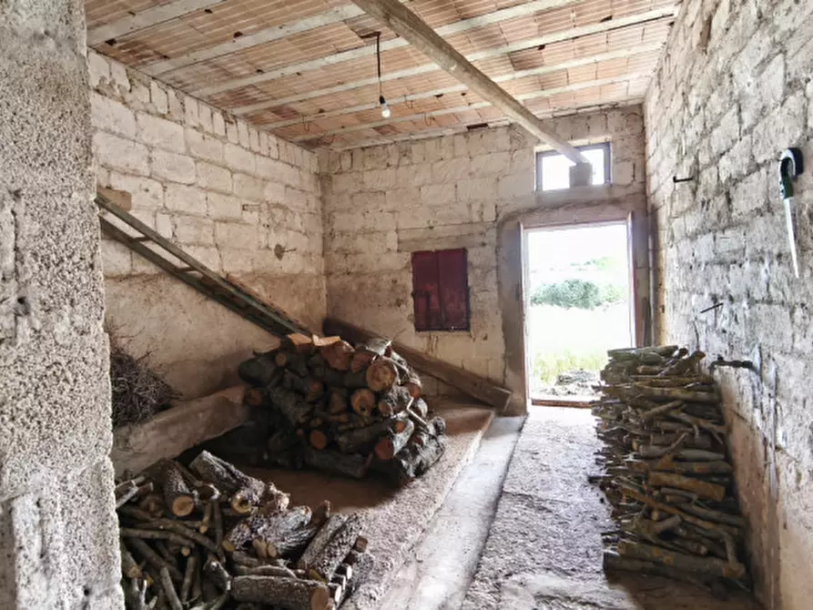 Immagine 74 di Rustico / casale in vendita  a Alberobello