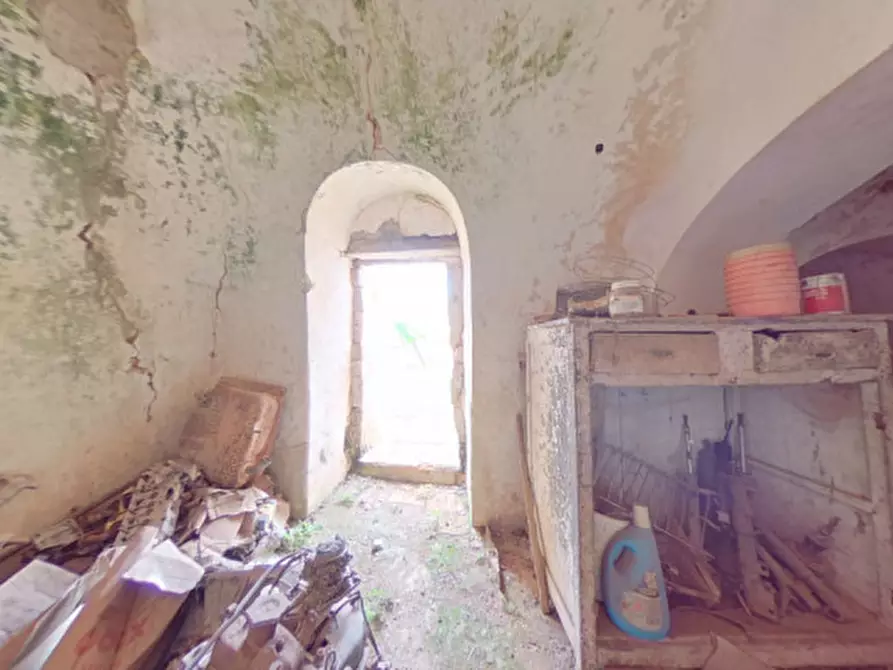 Immagine 83 di Rustico / casale in vendita  a Alberobello