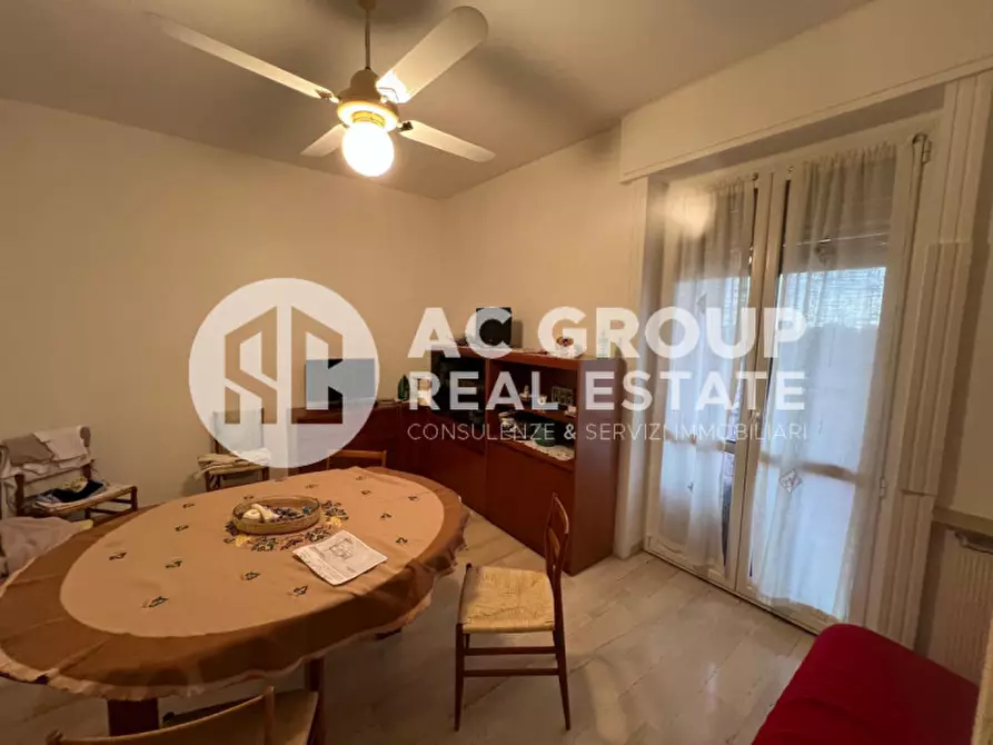 Immagine 3 di Camera in affitto  in Viale delle Rimembranze a Saronno