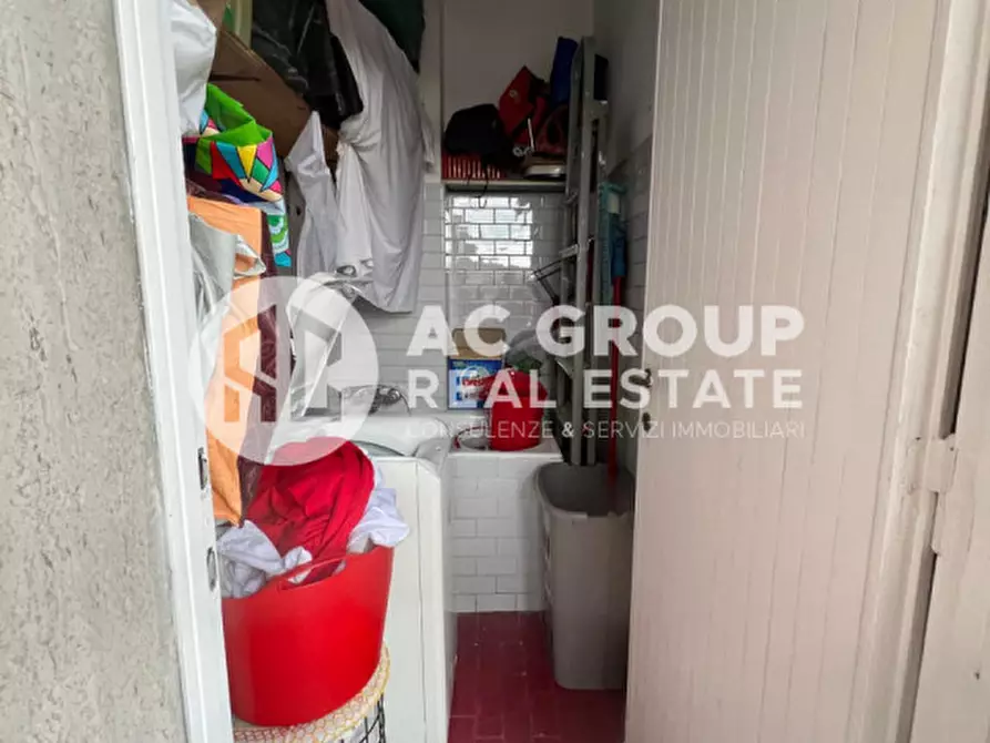 Immagine 12 di Camera in affitto  in Viale delle Rimembranze a Saronno