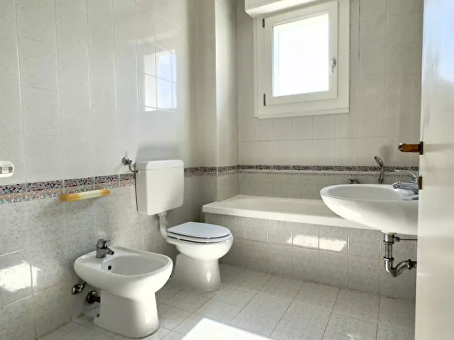 Immagine 12 di Appartamento in vendita  in Via Primo Maggio a Abano Terme