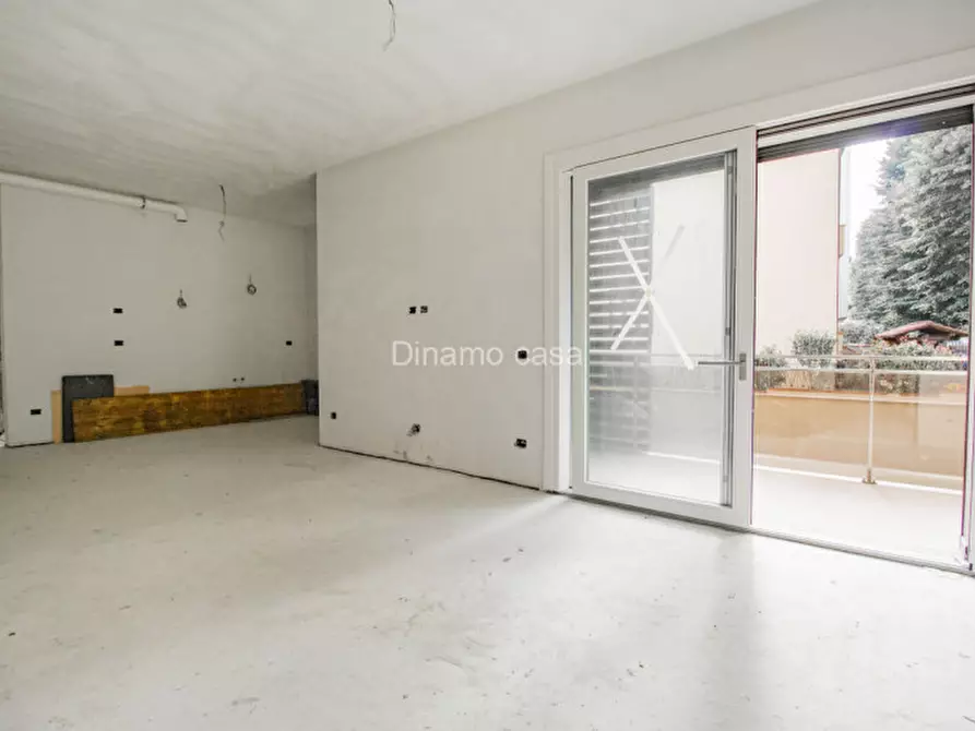 Immagine 1 di Appartamento in vendita  a Prato