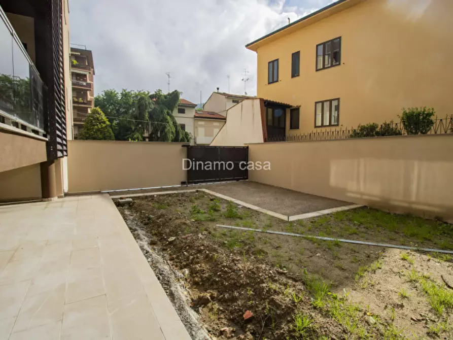 Immagine 6 di Appartamento in vendita  a Prato